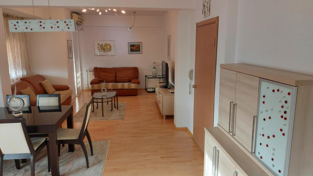 Exclusive Apartments Skopje Esterno foto