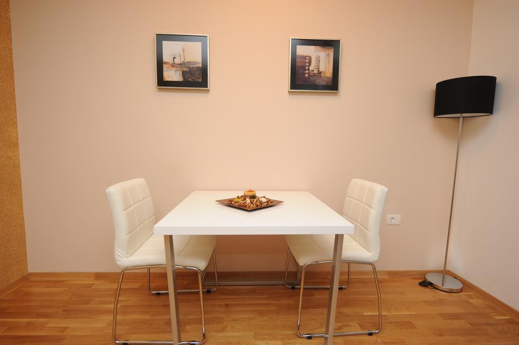 Exclusive Apartments Skopje Esterno foto