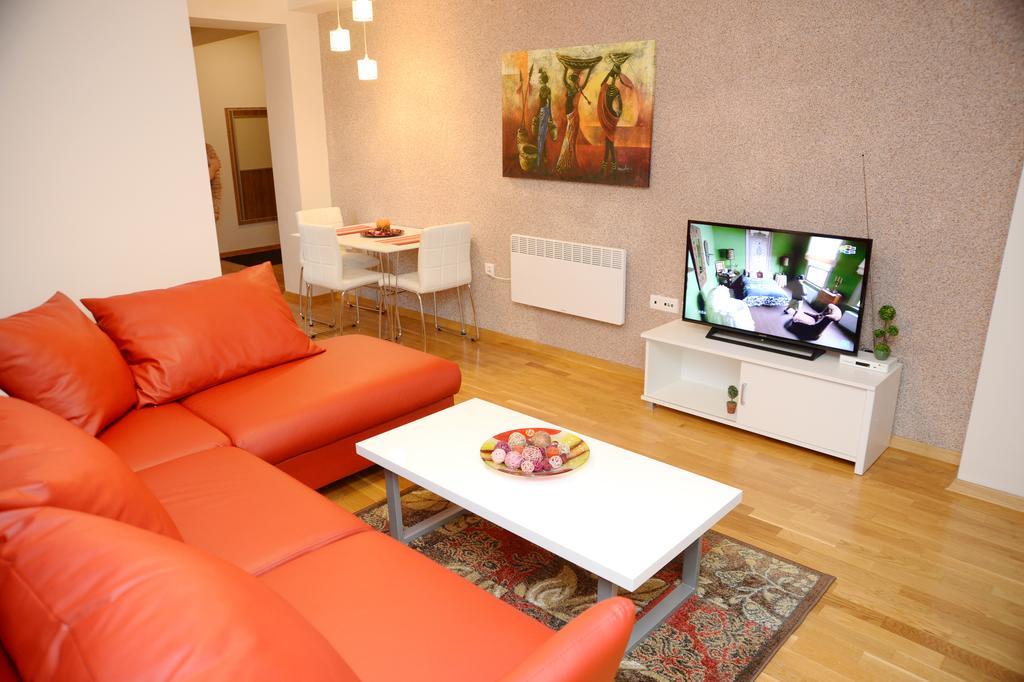 Exclusive Apartments Skopje Esterno foto